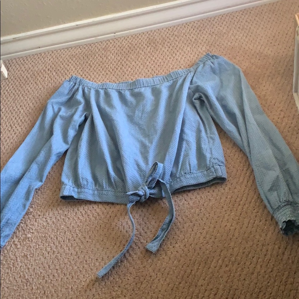 Women’s shirt